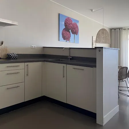Apartment Boulevard *