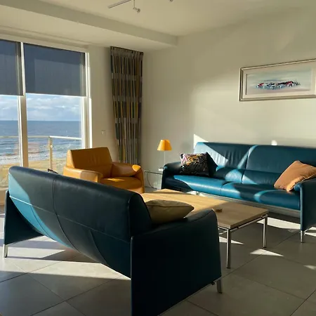 Boulevard Apartment