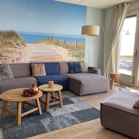 Boulevard Apartment
