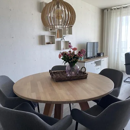 Boulevard Apartment