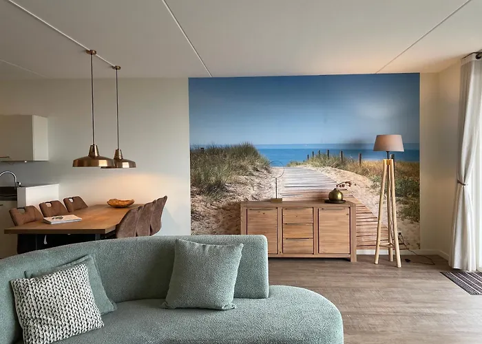 Apartment Boulevard *