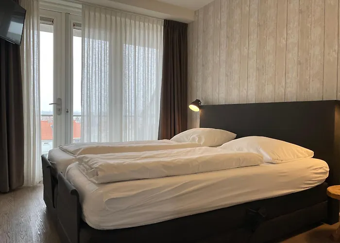 Boulevard * Egmond aan Zee