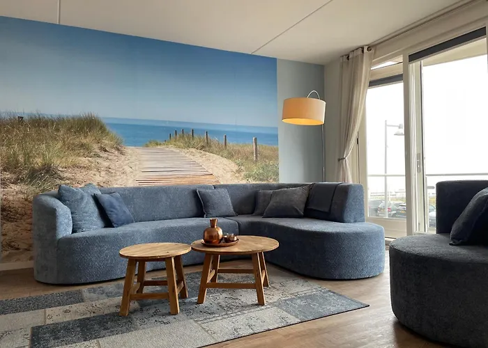 Boulevard Apartment *