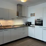 Boulevard 海边的艾格蒙特